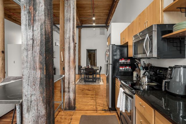 1400 Rosa L Parks Blvd Apt 211, Nashville, TN 37208