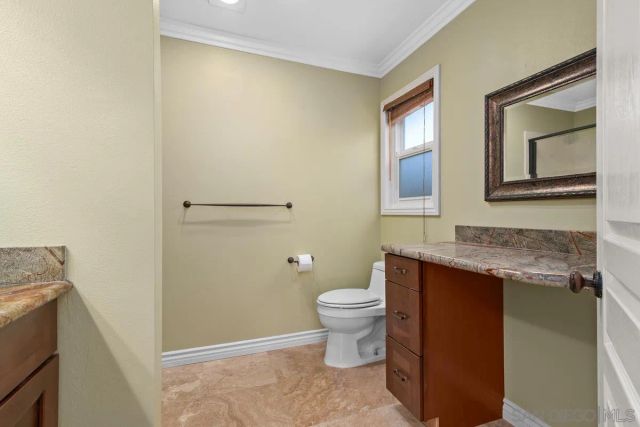 2245 Nob Hill Drive, Carlsbad, CA 92008