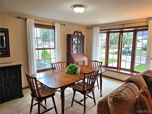 126 Meadow Ln, Tonawanda, NY 14223