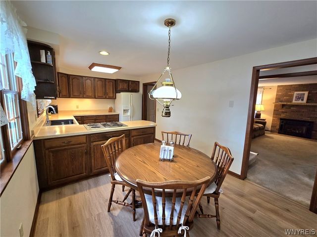 126 Meadow Ln, Tonawanda, NY 14223