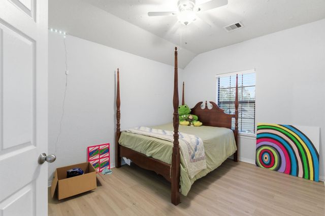 811 Belvedere Drive, Conroe, TX 77301