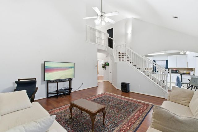 811 Belvedere Drive, Conroe, TX 77301