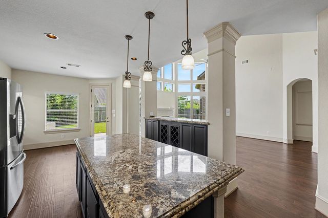 2714 Nickel Canyon Drive, Rosharon, TX 77583