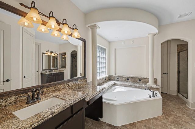 2714 Nickel Canyon Drive, Rosharon, TX 77583