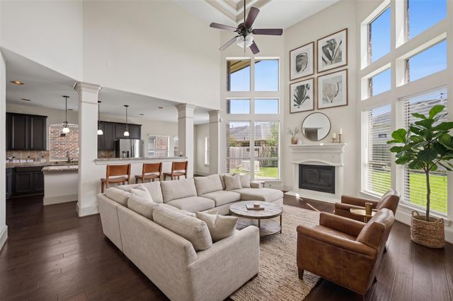 2714 Nickel Canyon Drive, Rosharon, TX 77583