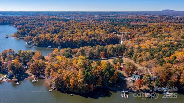 8787 Holdsclaw Road, Terrell, NC 28682