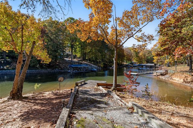 8787 Holdsclaw Road, Terrell, NC 28682