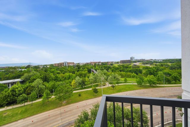 3333 Allen Parkway 709, Houston, TX 77019
