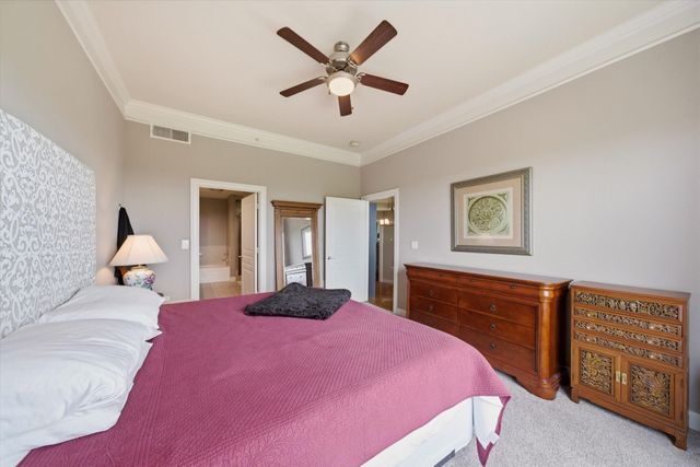 3333 Allen Parkway 709, Houston, TX 77019