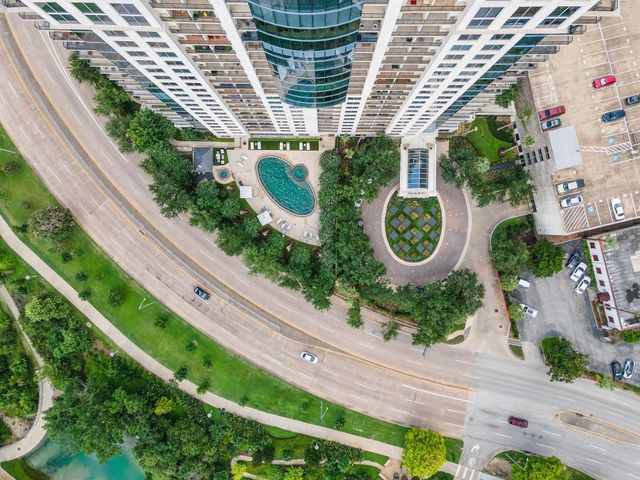 3333 Allen Parkway 709, Houston, TX 77019