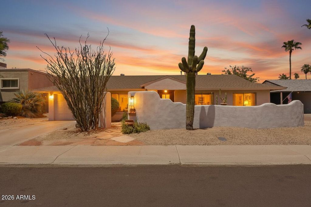 8320 E BUENA TERRA Way, Scottsdale, AZ 85250 — exterior