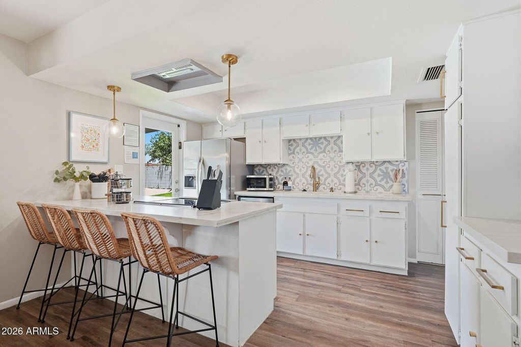 8320 E BUENA TERRA Way, Scottsdale, AZ 85250 — photo 4