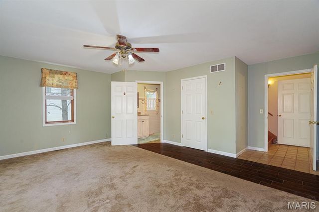 202 Cartall Street, St James, MO 65559