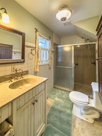 202 Cartall Street, St James, MO 65559