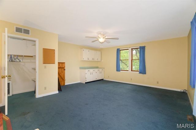 202 Cartall Street, St James, MO 65559