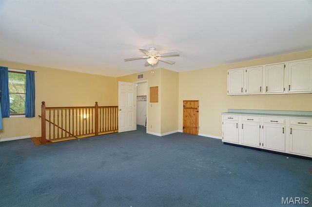 202 Cartall Street, St James, MO 65559