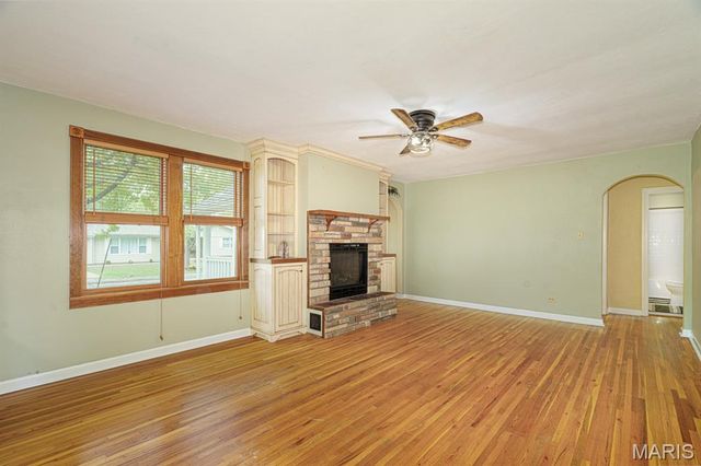 202 Cartall Street, St James, MO 65559