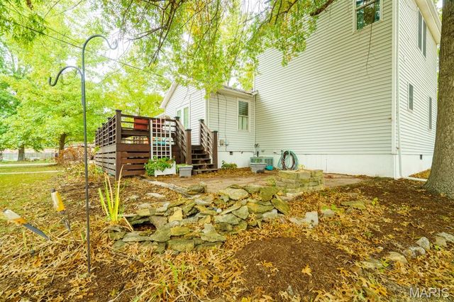 202 Cartall Street, St James, MO 65559