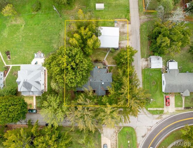 202 Cartall Street, St James, MO 65559