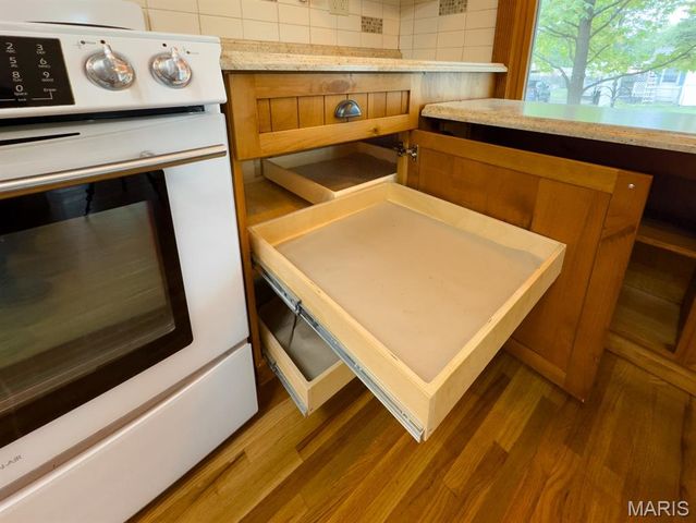 202 Cartall Street, St James, MO 65559