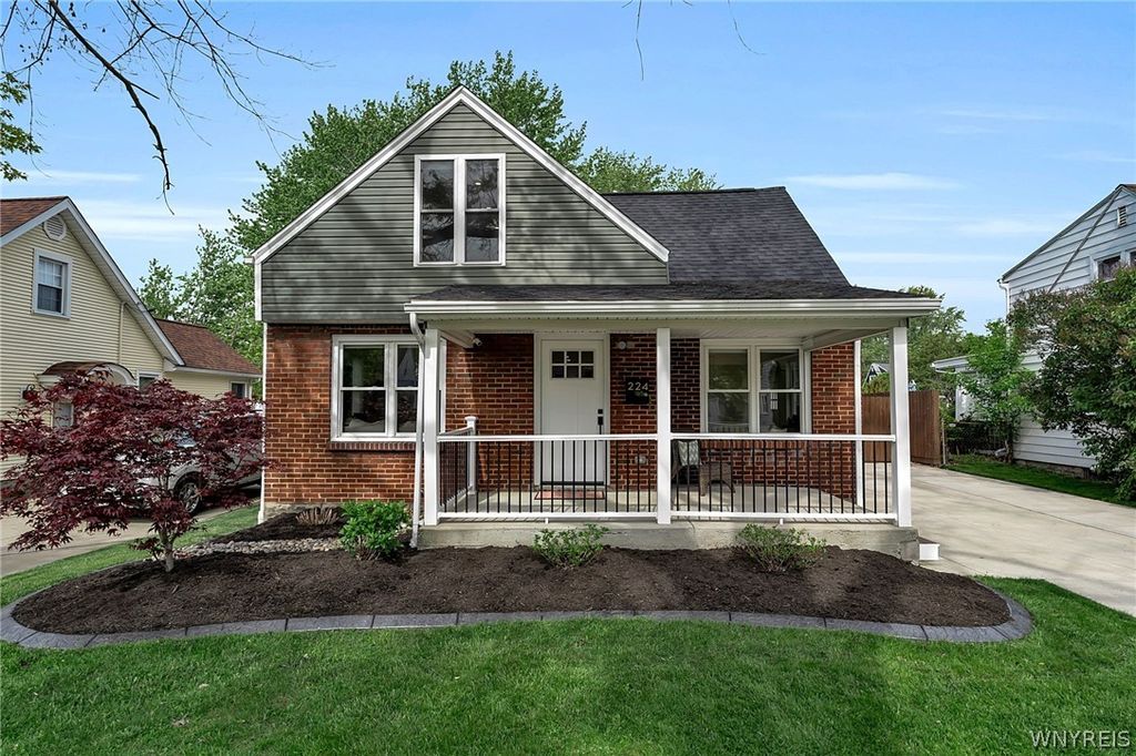 224 South Huxley Drive, Cheektowaga, NY 14225