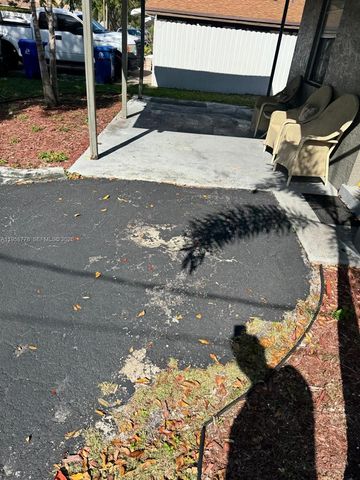 412 NW 21st Ter, Fort Lauderdale, FL 33311