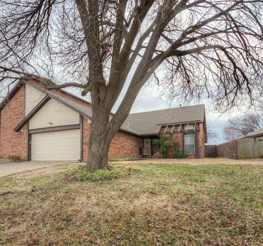 2622 N Silvertree Street, Oklahoma City, OK 73120