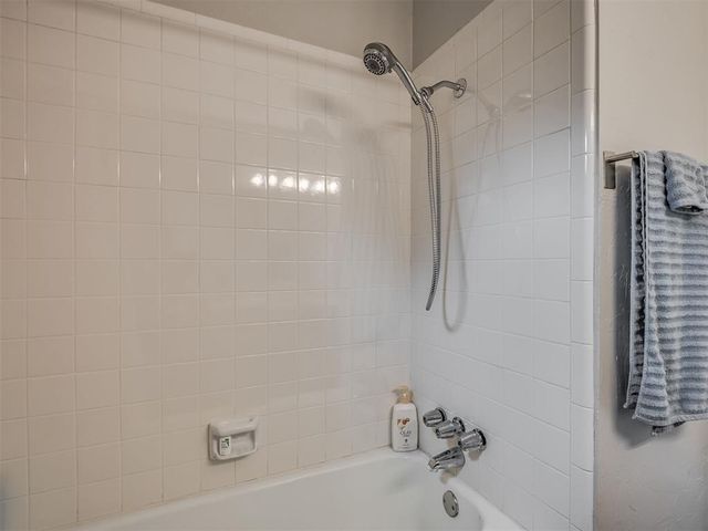 2622 N Silvertree Street, Oklahoma City, OK 73120