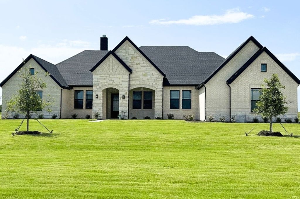 311 Motega Court, Waxahachie, TX 75165