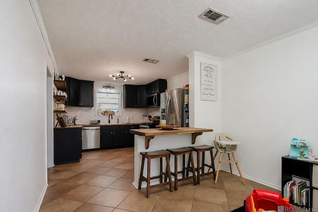 14072 Giluso Rd, Hammond, LA 70401