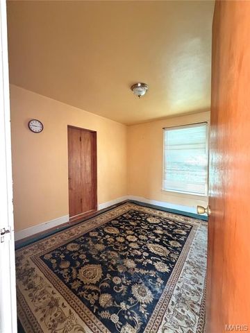 9806 W Main Street, Belleville, IL 62223