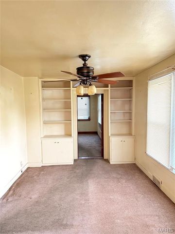 9806 W Main Street, Belleville, IL 62223