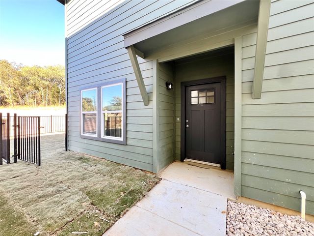 3501 E Renfro Street 105, Burleson, TX 76028