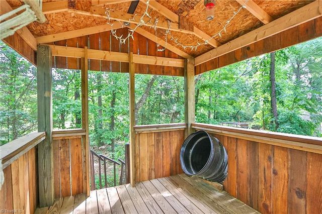 4844 Saint Paul Church Road, Hamptonville, NC 27020