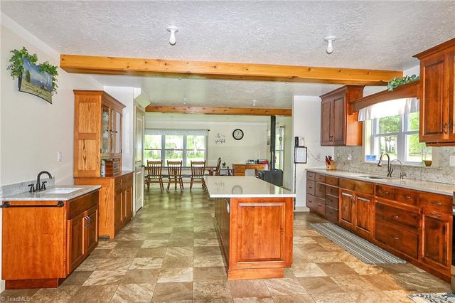4844 Saint Paul Church Road, Hamptonville, NC 27020