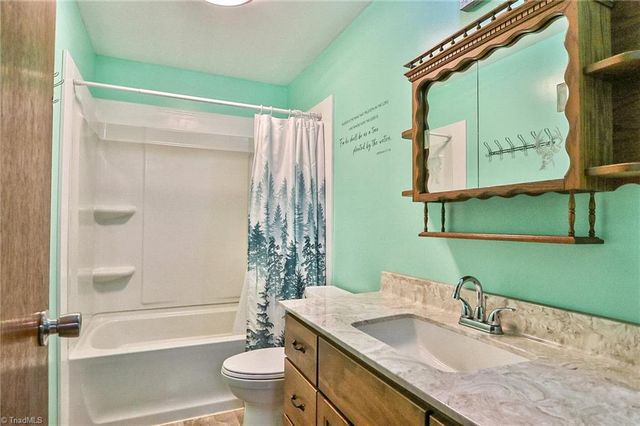 4844 Saint Paul Church Road, Hamptonville, NC 27020