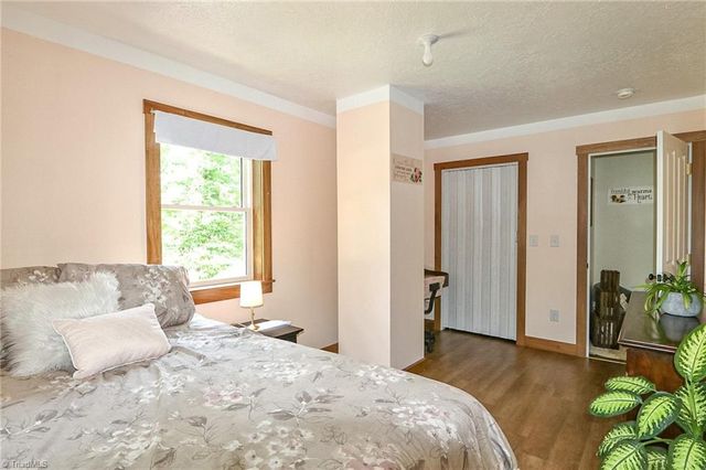 4844 Saint Paul Church Road, Hamptonville, NC 27020