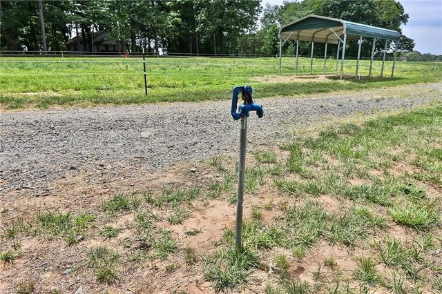 4844 Saint Paul Church Road, Hamptonville, NC 27020