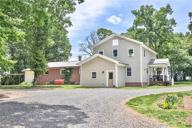 4844 Saint Paul Church Road, Hamptonville, NC 27020