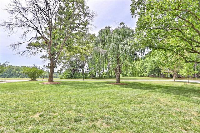4844 Saint Paul Church Road, Hamptonville, NC 27020