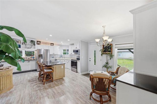1229 Skyline DR, Naples, FL 34114