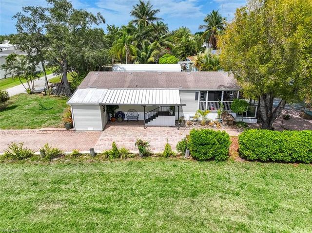 1229 Skyline DR, Naples, FL 34114