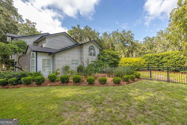 203 Grand Oaks Circle, St. Simons, GA 31522