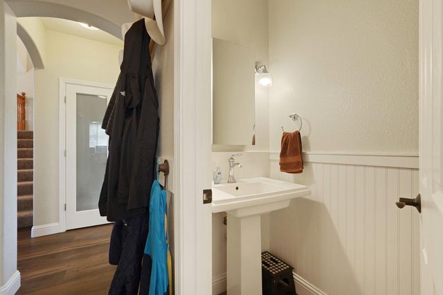 5290 David Ct, Linden, CA 95236