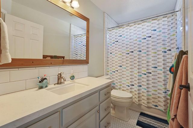 5290 David Ct, Linden, CA 95236