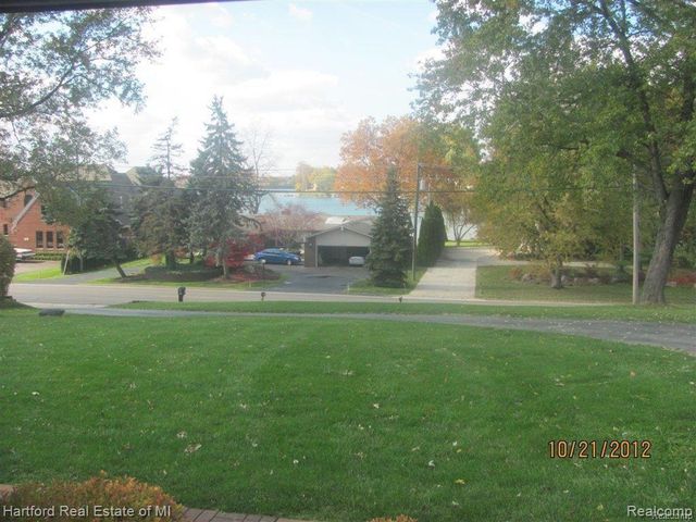 4975 Inkster Road, Bloomfield Hills, MI 48302
