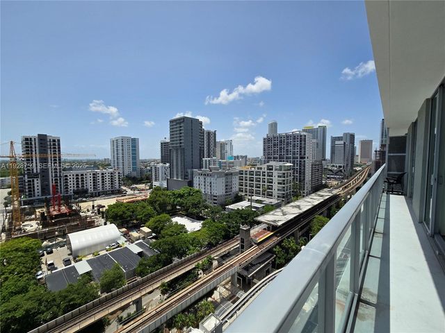 79 SW 12th St 1701-S, Miami, FL 33130