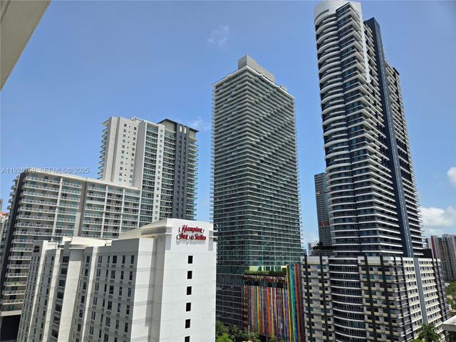 79 SW 12th St 1701-S, Miami, FL 33130