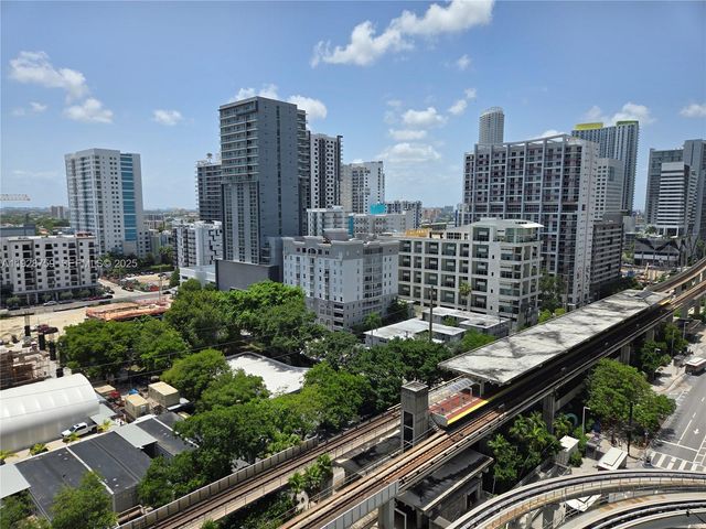 79 SW 12th St 1701-S, Miami, FL 33130