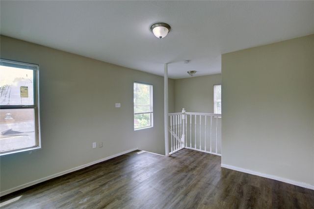 5406 Bataan Road, Houston, TX 77033